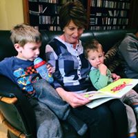 Deborah Handley Photo 15