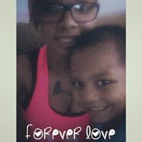 Adrianne Bell Photo 27