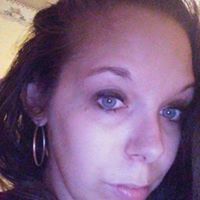 Emily Phillips Photo 20