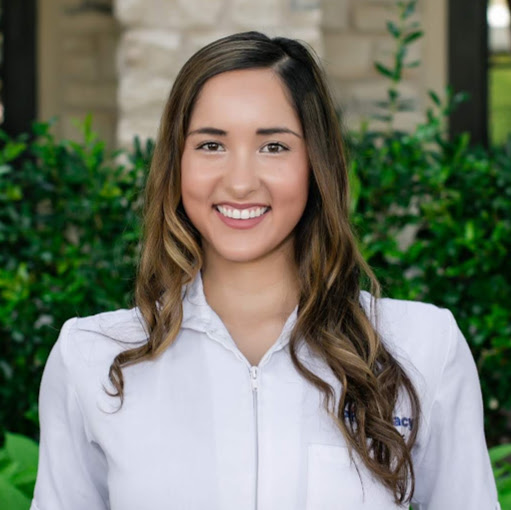 Candice Chavez Photo 14