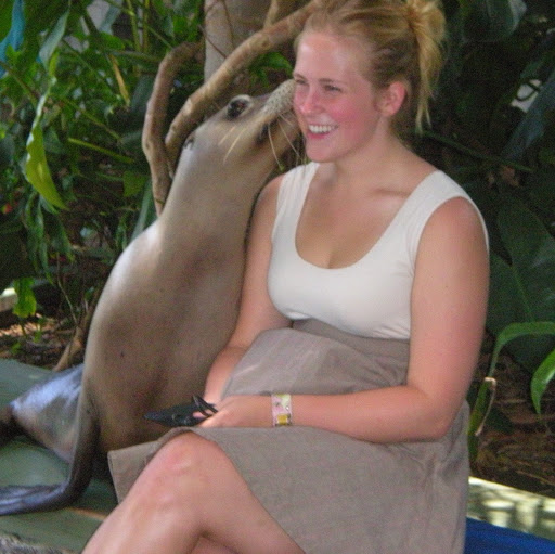 Sarah Schultz Photo 17