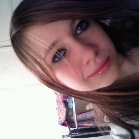 Alicia Stevens Photo 33