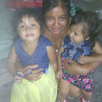 Julia Reyes Photo 17