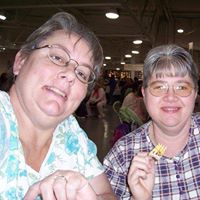 Bobbie Morton Photo 16