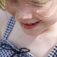 Stephanie Emerson Photo 21