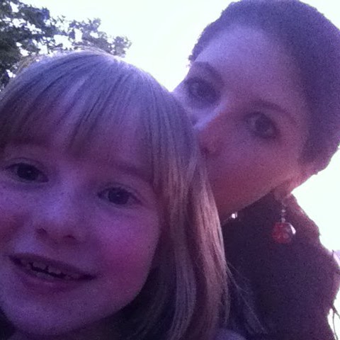 Kelly Wright Photo 15