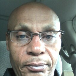 Julian Small Photo 3