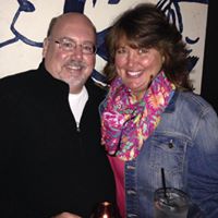 Julie Hogue Photo 20