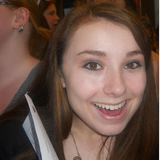 Angela Hartman Photo 21