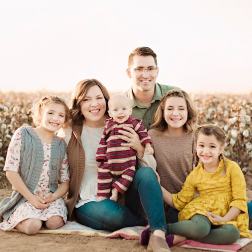 Tara Harrison Photo 38