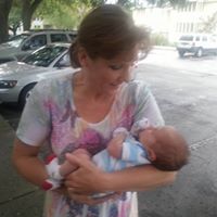 Julie Overholt Photo 17