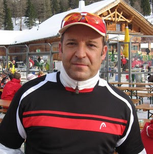 Dennis Kent Photo 16
