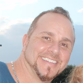 Michael Downes Photo 37