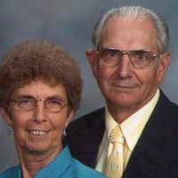 Lois Hardin Photo 4