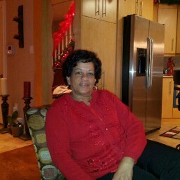 Yvonne Taylor Photo 10