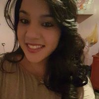Erica Batres Photo 3