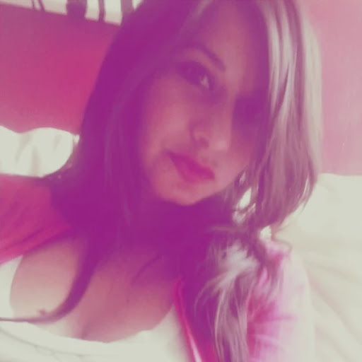 Janet Figueroa Photo 17