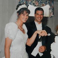 Amy Carroll Photo 20