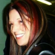 Stephanie Maclean Photo 30