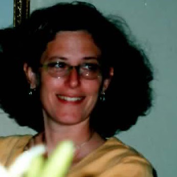 Karen Gold Photo 35