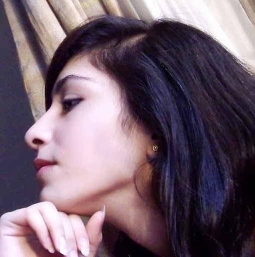 Julia David Photo 20