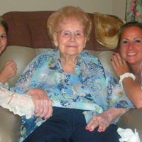 Elizabeth Frye Photo 13