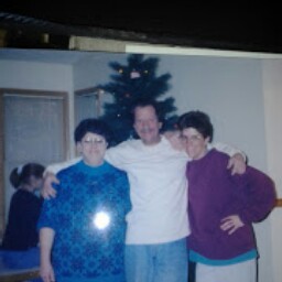 Robin Rhoades Photo 9