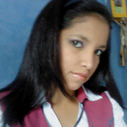 Maria Robles Photo 12