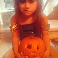 Jessie Hudson Photo 13