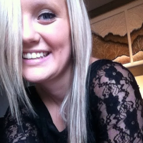 Lindsay Ferguson Photo 11