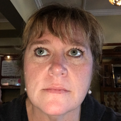 Julia Young Photo 30