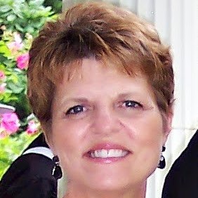 Julie Chandler Photo 18