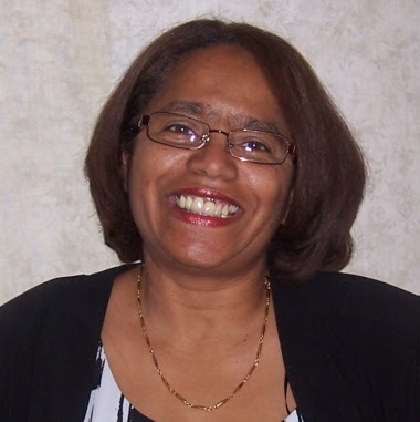 Dianna Smith Photo 10