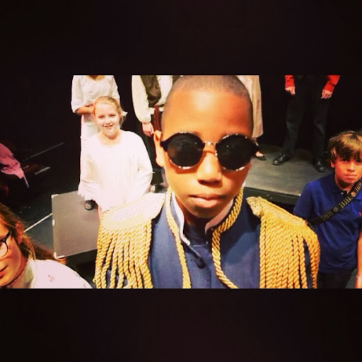 Julian Simmons Photo 14