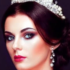 Julia Starkey Photo 4