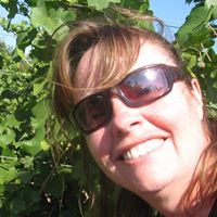 Sally Peck Photo 28