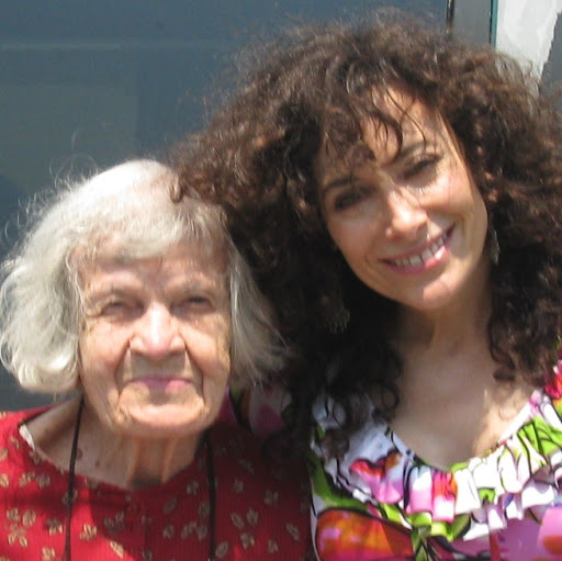 Annie Burke Photo 10