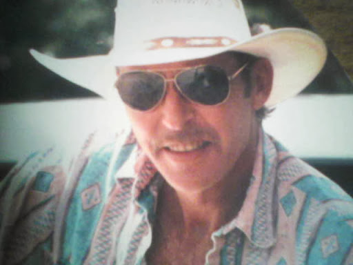Bobby Burns Photo 38