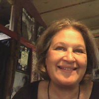 Claudia Marshall Photo 19