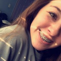 Hannah Ramirez Photo 7