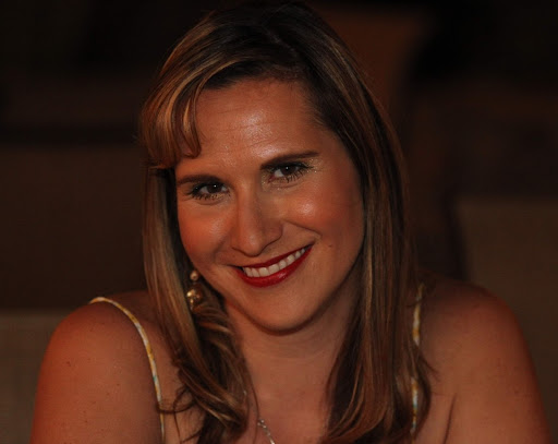 Alicia Nichols Photo 11