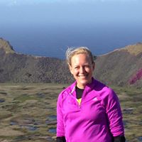 Kristin Cochran Photo 16