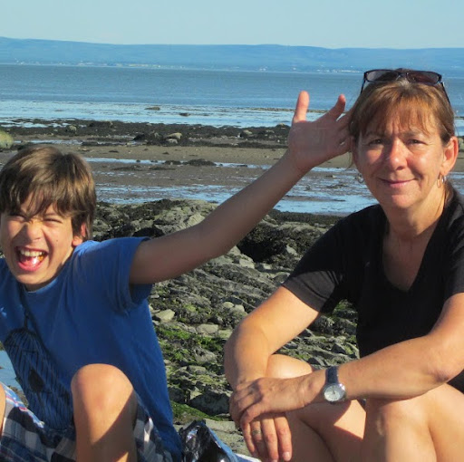 Elizabeth Roberge Photo 10