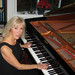 Julia Macgregor Photo 12