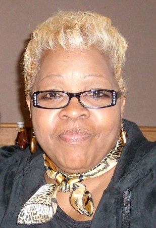 Brenda Sanders Photo 35