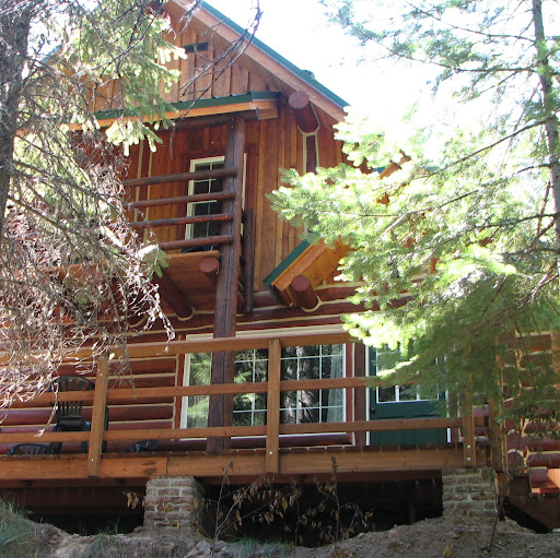 April Phipps Photo 7