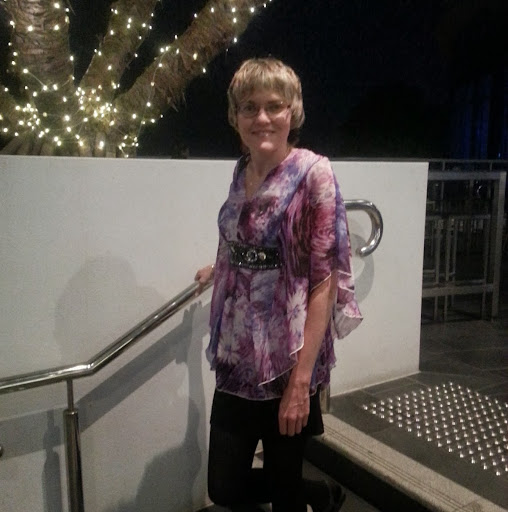 Jacqueline Lloyd Photo 9