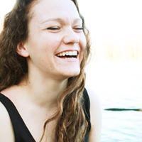 Annie Hudson Photo 17