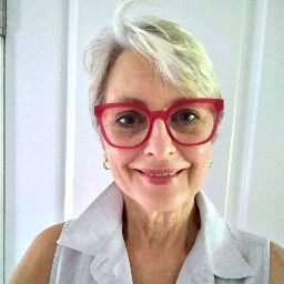 Theresa Graves Photo 31