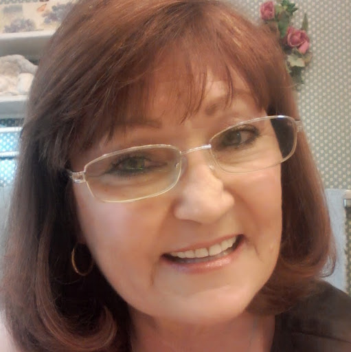 Janice May Photo 42